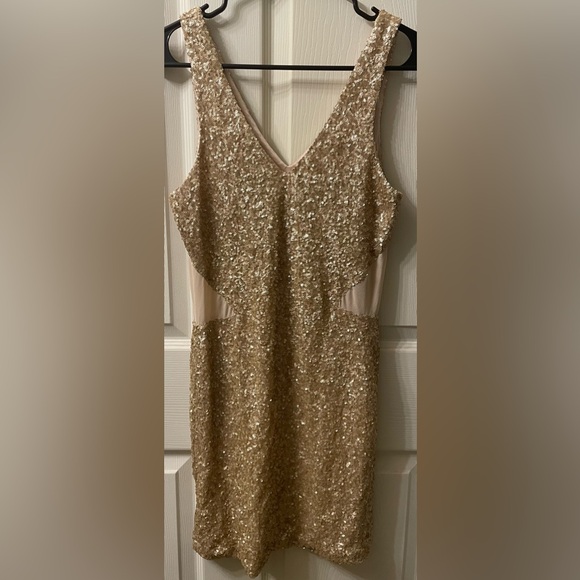 Marineblu gold sequin mini dress Size Medium - Picture 1 of 5